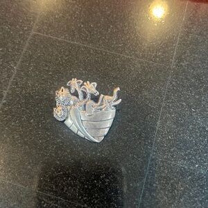 Noah’s Ark pin 925 silver